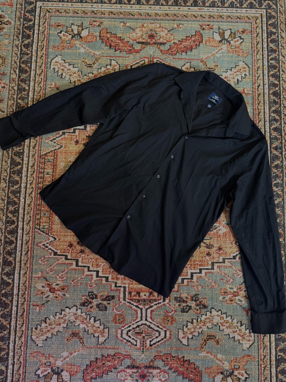 Docker’s Men’s Black Button-Up Dress Shirt